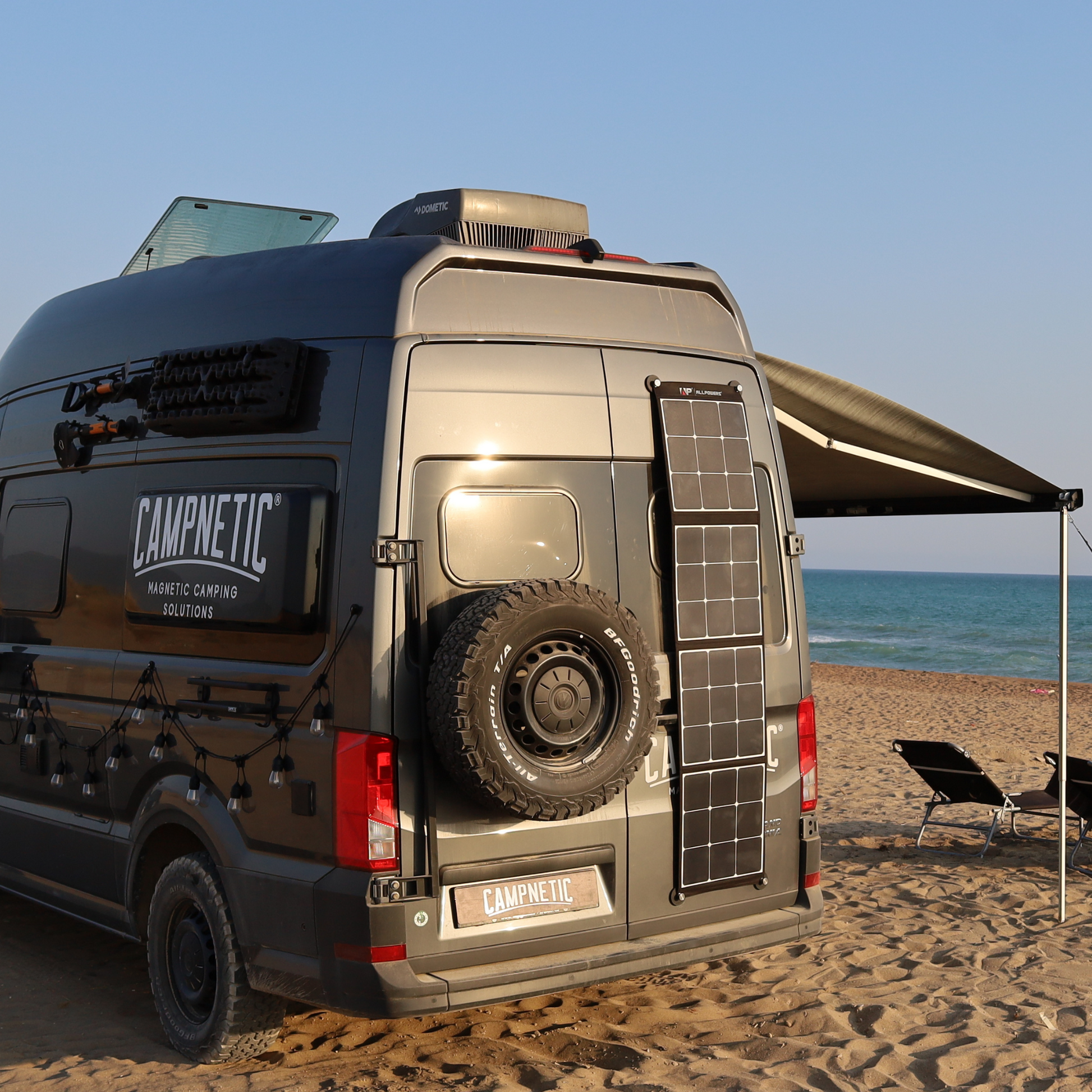 Solartasche magnetisch angebracht magnethalterung grand california 600