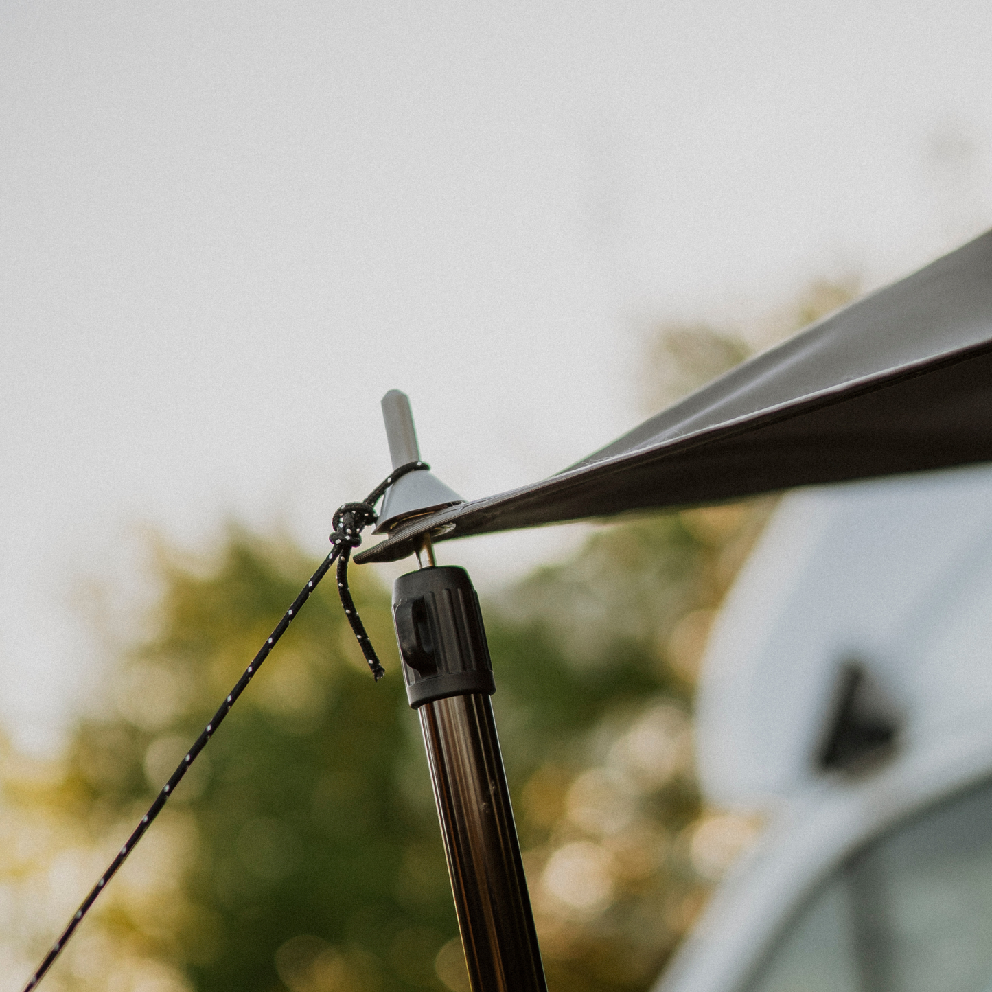 Sonnensegel magnetisch abgespannt VW Bus