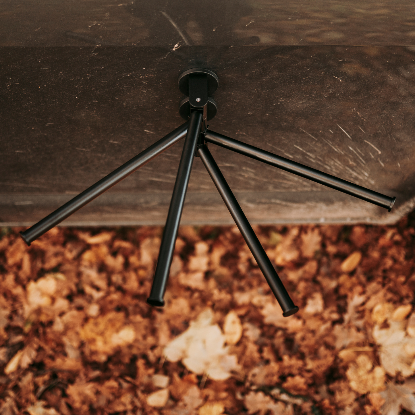 Wäscheaufhängung für Vanlife – vier flexible Stangen mit Geschirrtüchern am Sprinter