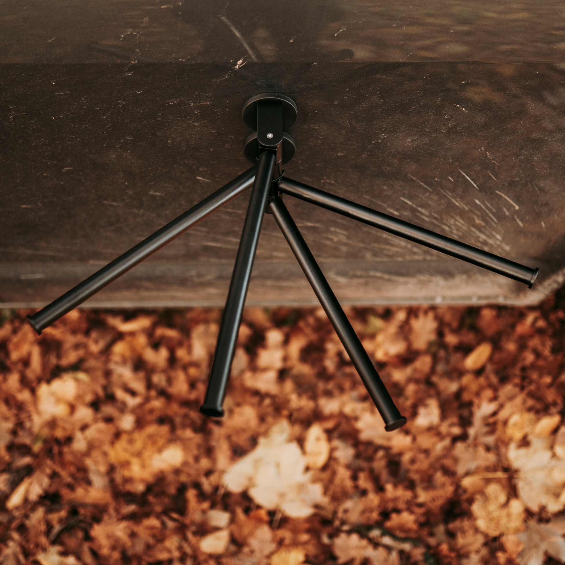 Wäscheaufhängung für Vanlife – vier flexible Stangen mit Geschirrtüchern am Sprinter