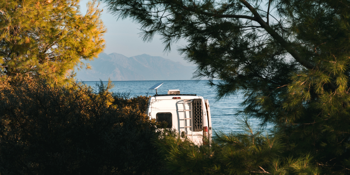 Fiat Ducato mit Sandboards magnetisch ohne bohren von Campnetic