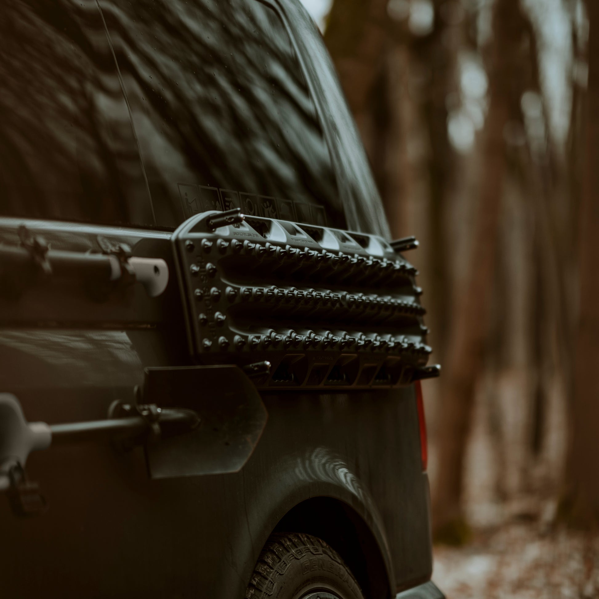 maxtrax ohne bohren am camper mit magnet befestigt grand california sprinter ducato