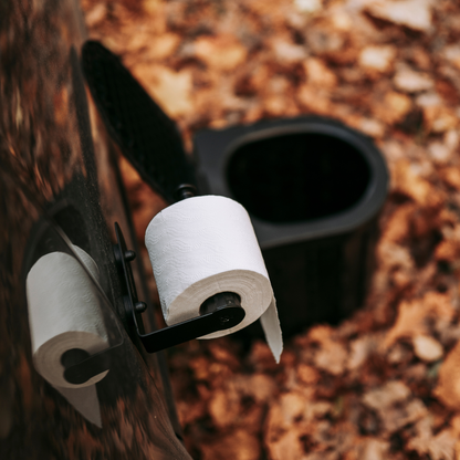 Magnetischer Toilettenpapierhalter mit Abrollstopp für sauberes Handling unterwegs