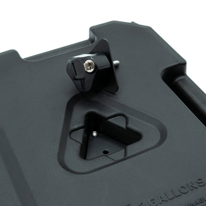 Camping Benzinkanister mit magnetischer Halterung