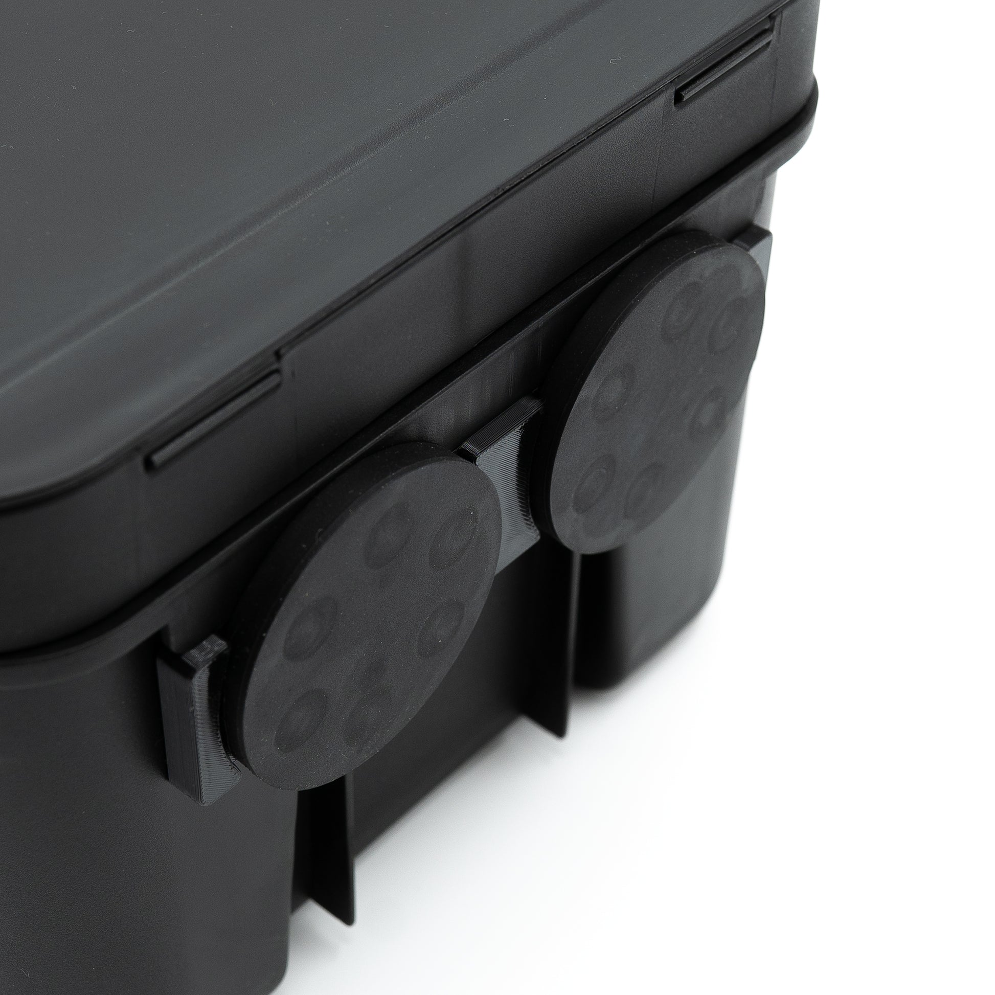 Roadtrip-tauglicher Campnetic Magnet-Mülleimer für unterwegs