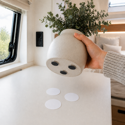 Klebemagnete für Camper Zubehör – selbstklebende Magnete für stabile Befestigung