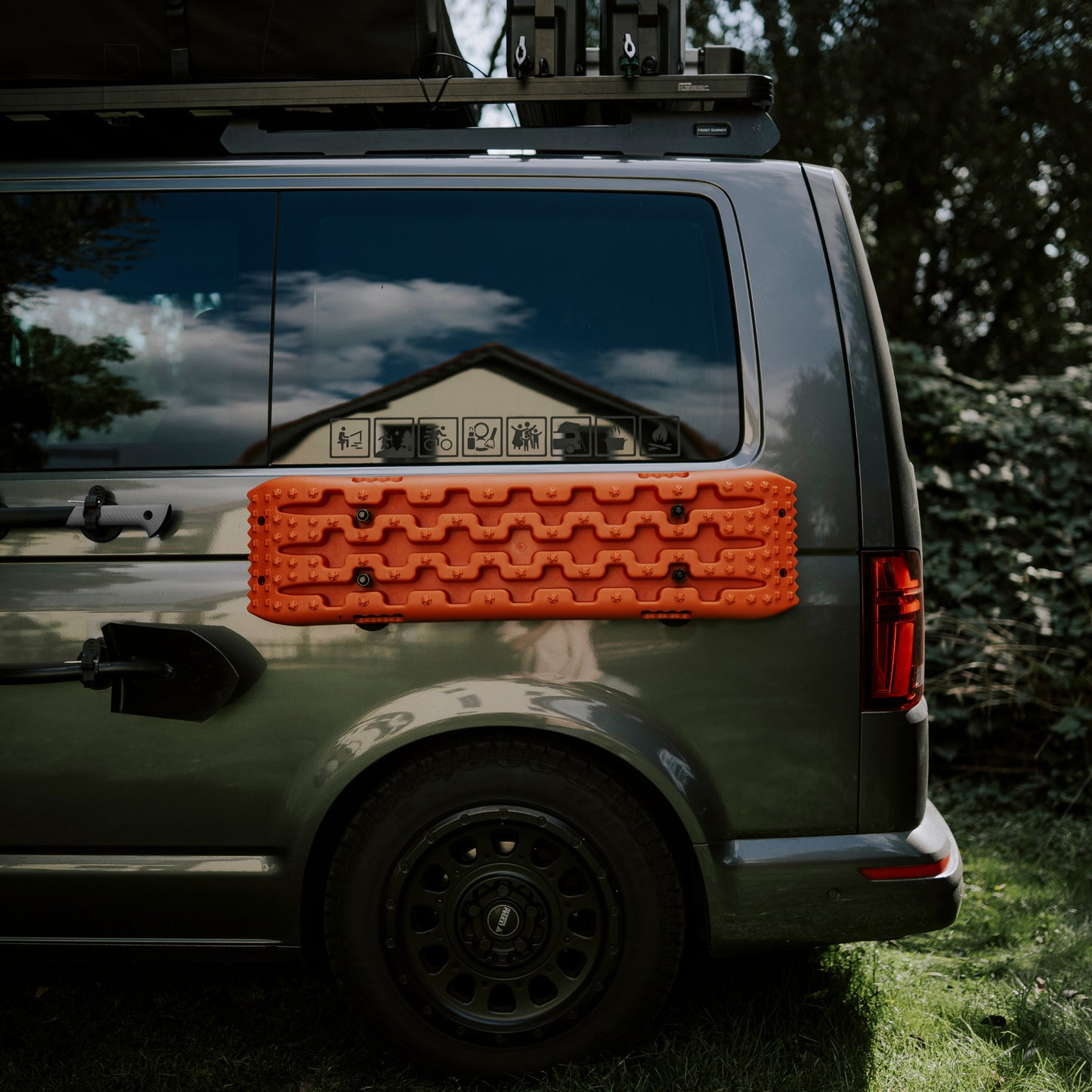 Campnetic Sandboards 2er Set in Orange – robuste Offroad-Bergehilfe für Camper und Offroader