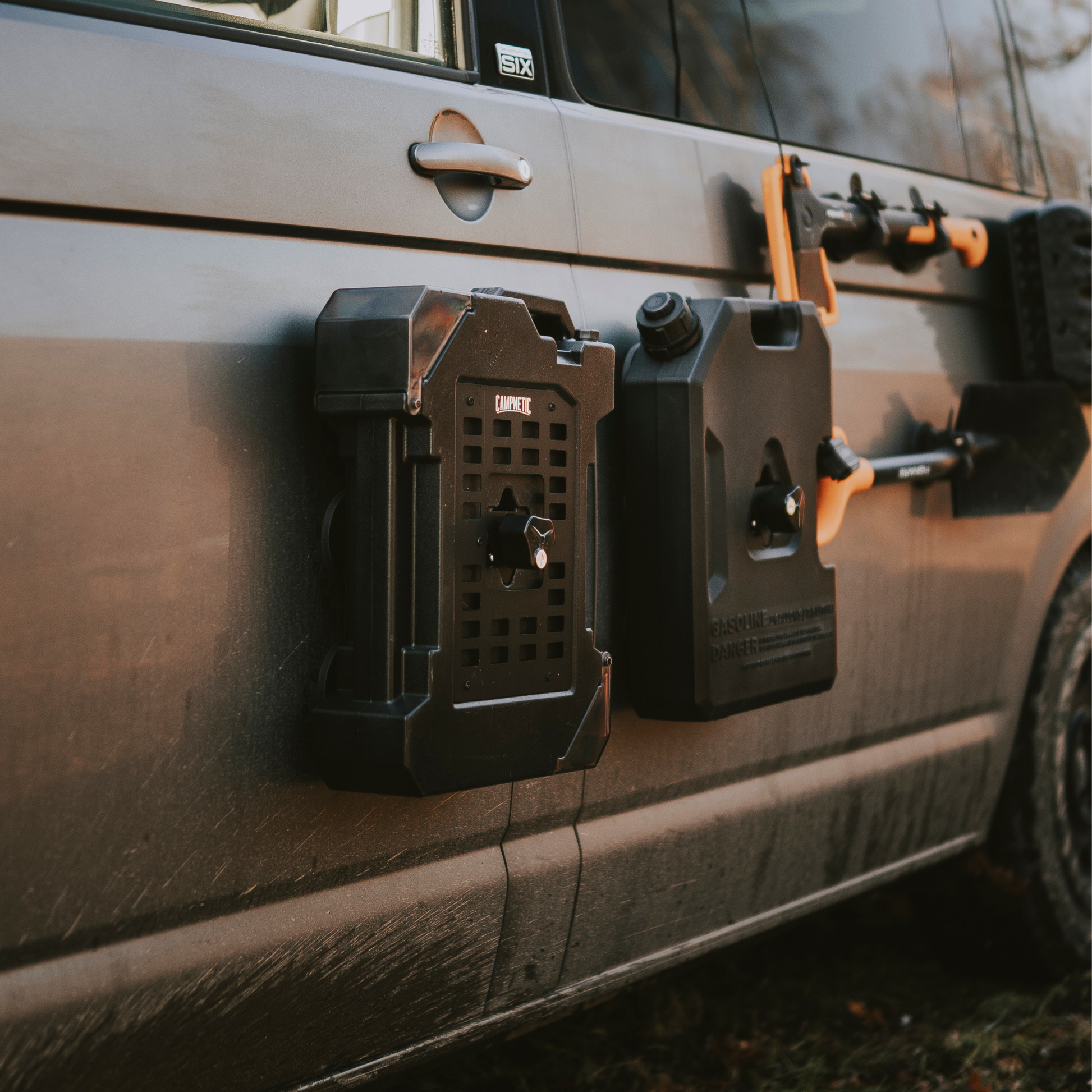 Wasserkanister magnetisch für Overlanding Camper